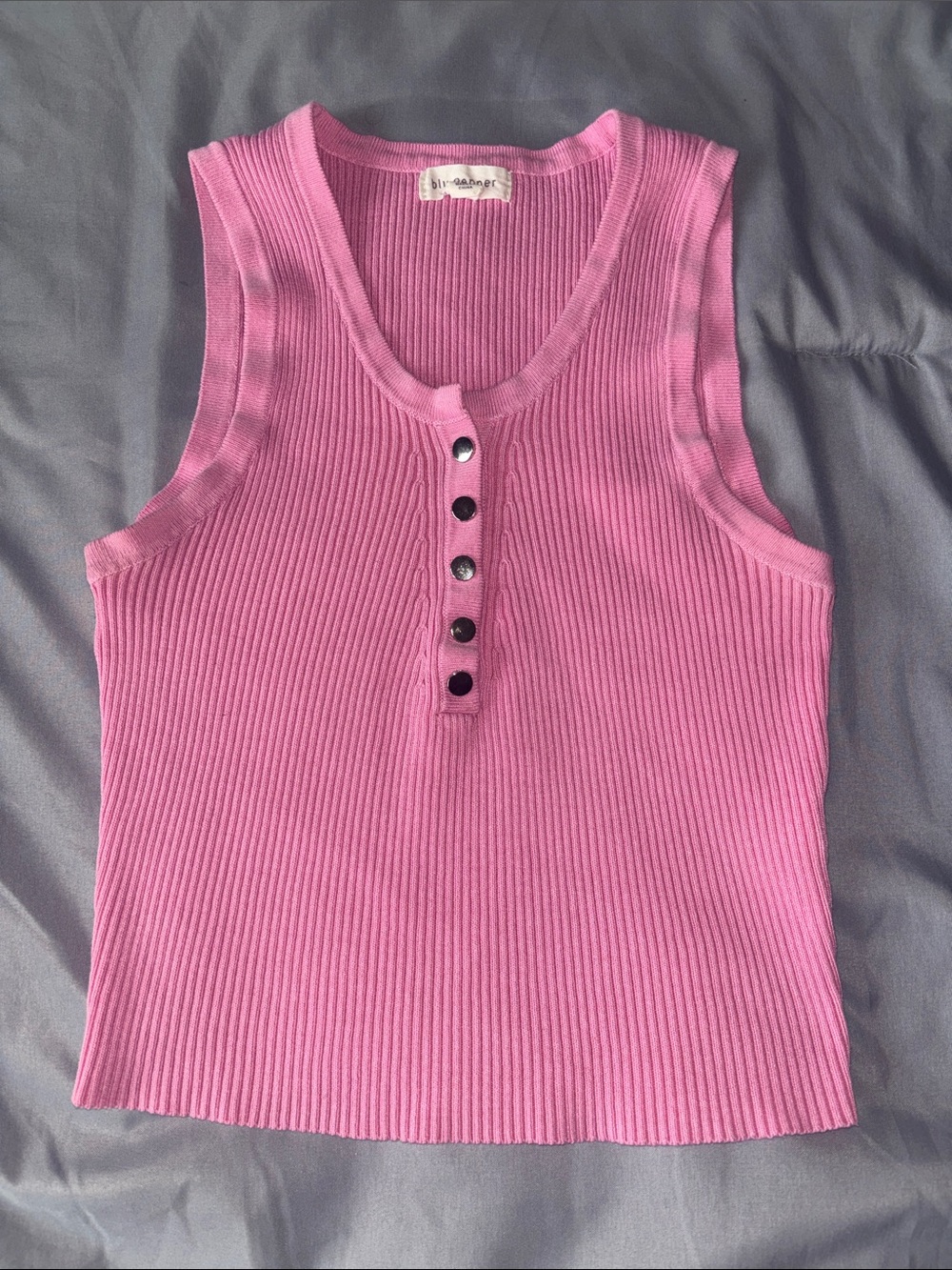 Women’s Pink Cropped Ribbed Tank Top size s